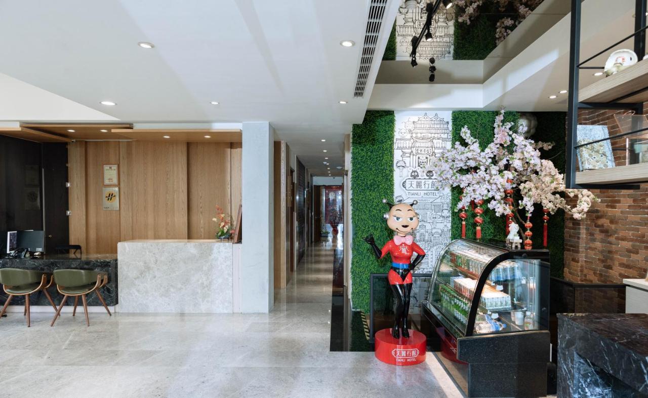 Tianli Hotel Tainan Exterior photo