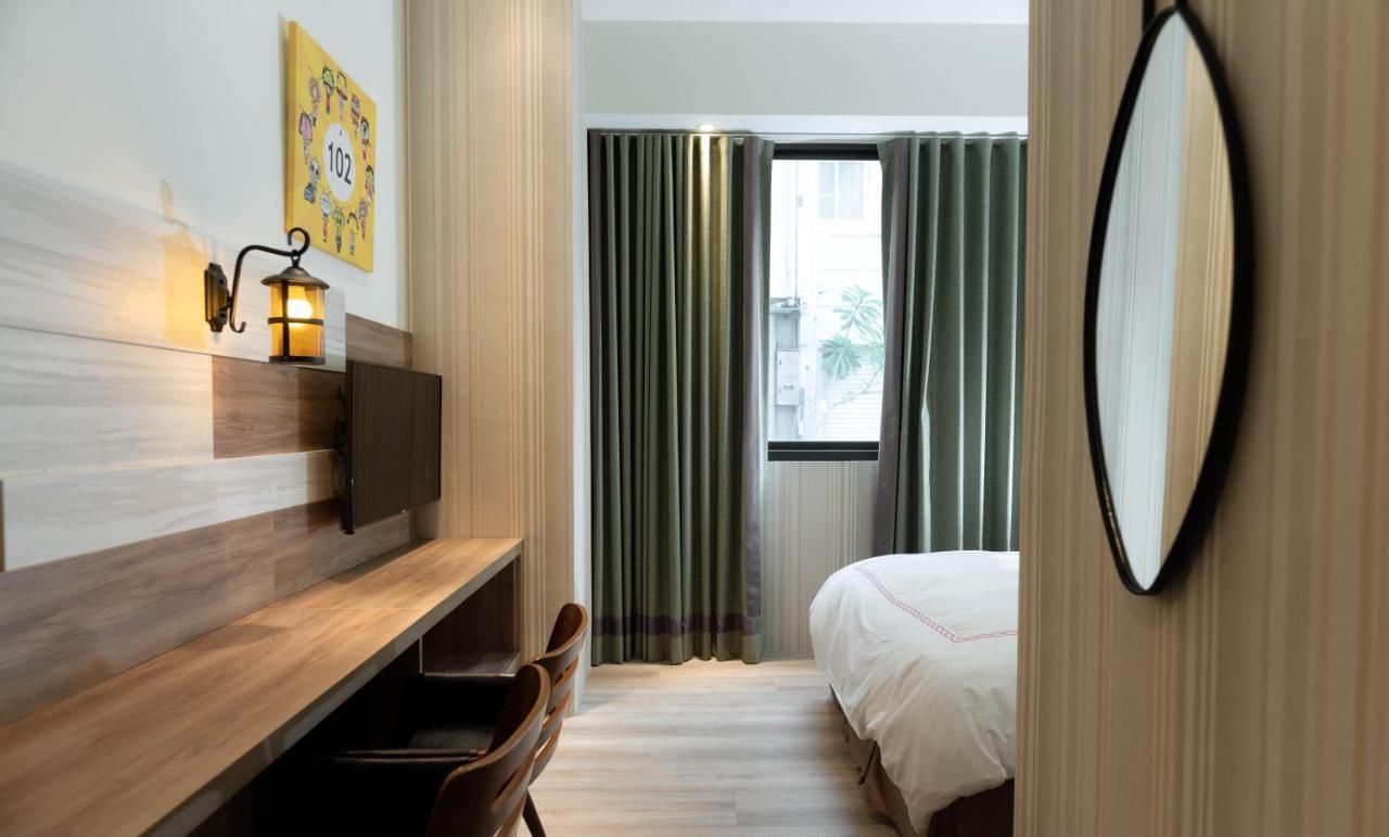 Tianli Hotel Tainan Exterior photo