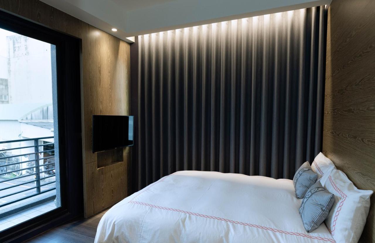 Tianli Hotel Tainan Exterior photo